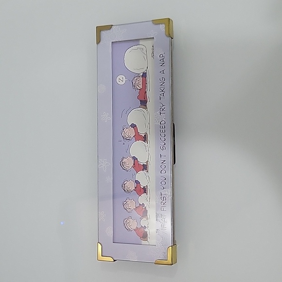 Hallmark Peanuts Gallery - Picture 2 of 4